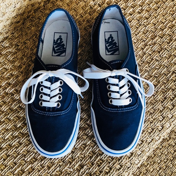 vans lace up styles